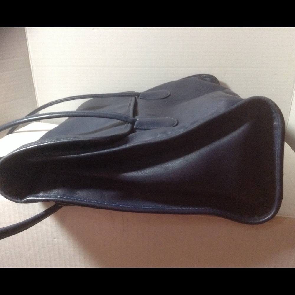 Blue Leather Shoulder Bag - Picture 3 of 4
